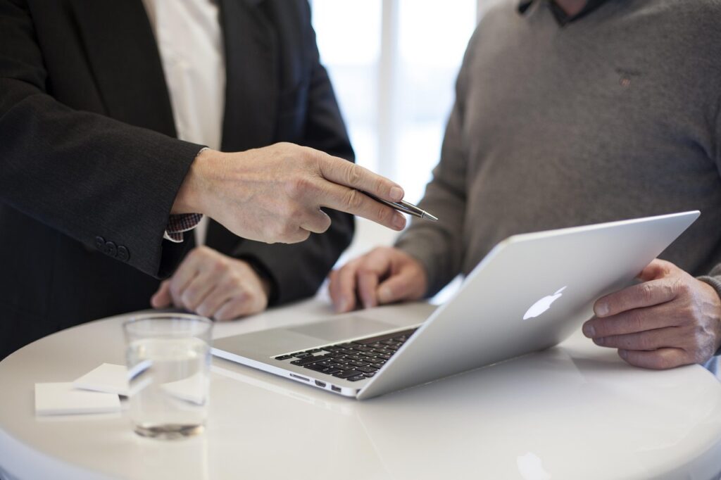 Consultoria SEO reuniao profissional estrategia negocio analista especialista resultado