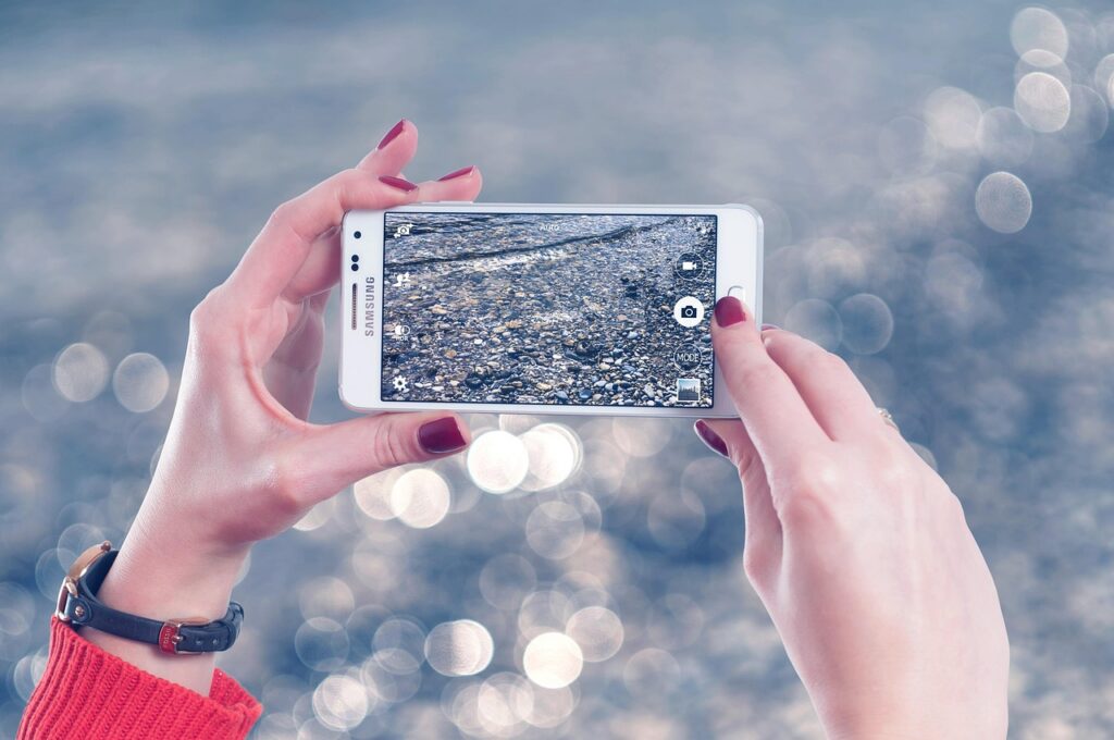 Smartphone mensagem chat conversa celular bot whatsapp atendimento automatico