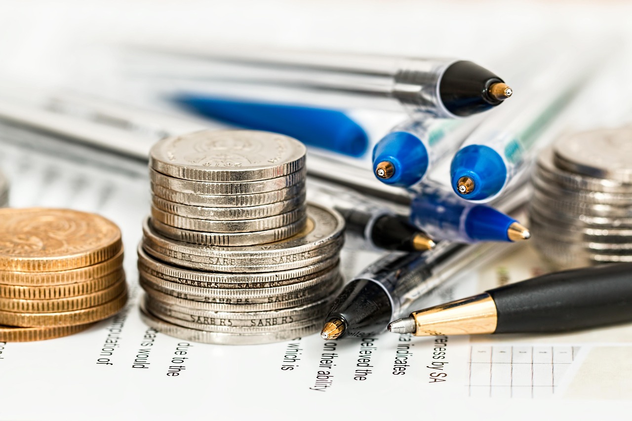 Moedas dinheiro investimento economia renda extra financas pessoais poupanca